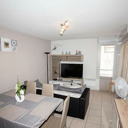 Fontaines D'opale Apartment